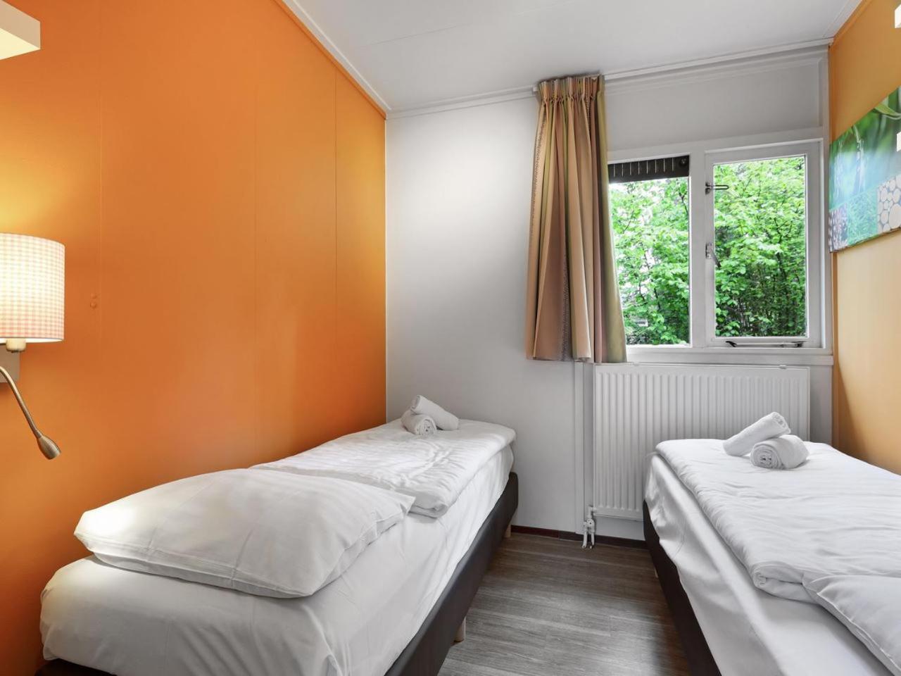 Comfort 6-Person Dog Bungalow In The Holiday Park Landal Heideheuvel บีคแบร์เกิน ห้อง รูปภาพ