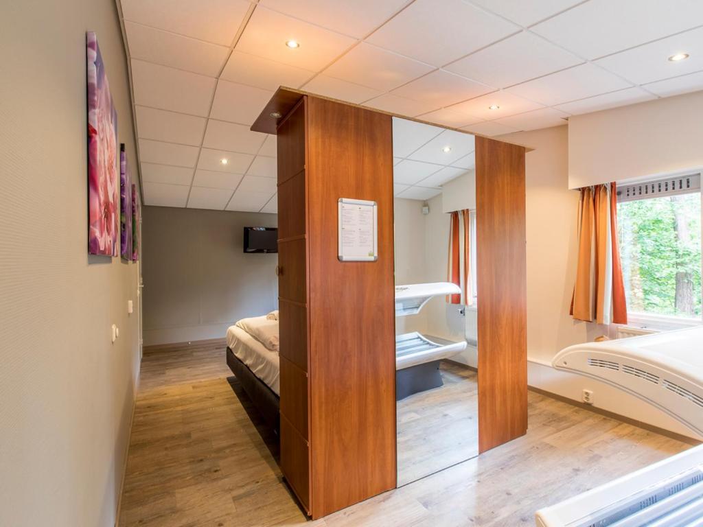 Comfort 6-Person Dog Bungalow In The Holiday Park Landal Heideheuvel บีคแบร์เกิน ห้อง รูปภาพ