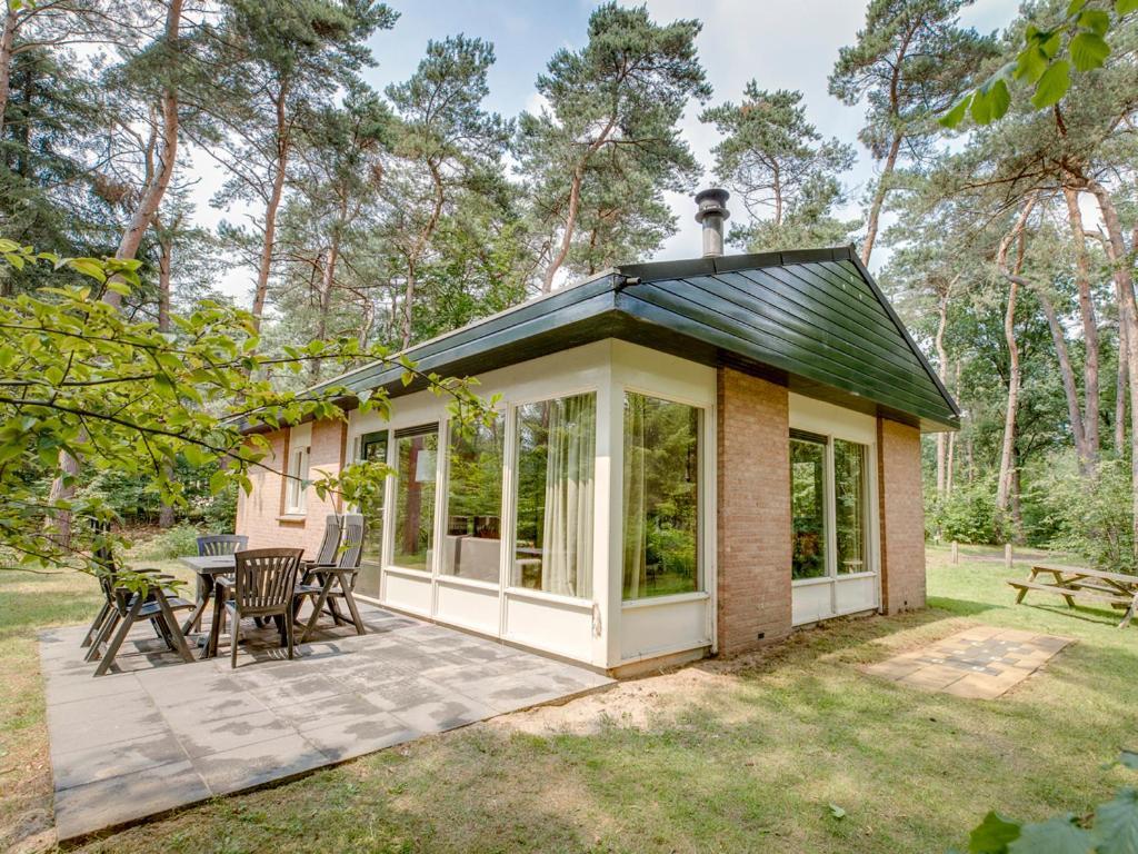 Comfort 6-Person Dog Bungalow In The Holiday Park Landal Heideheuvel บีคแบร์เกิน ห้อง รูปภาพ